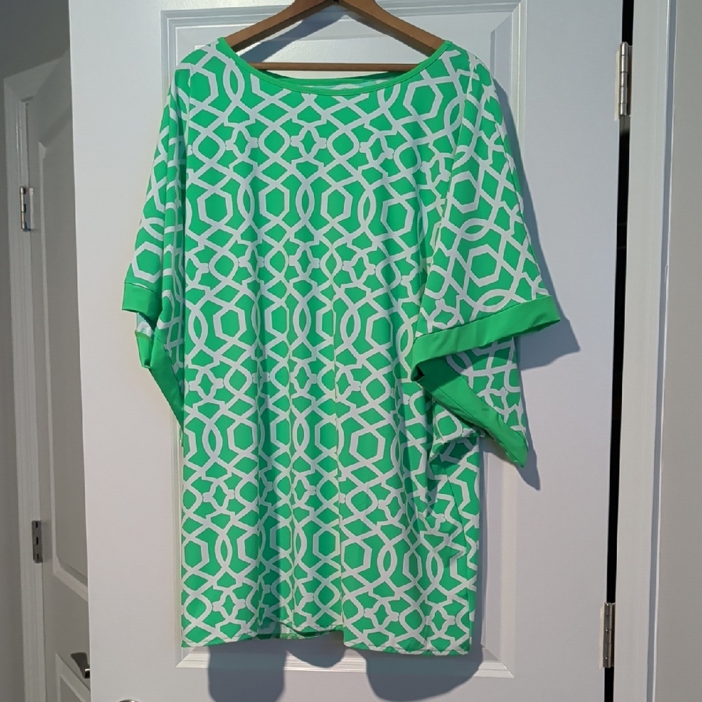 Green Geometric Women Swim Coverup